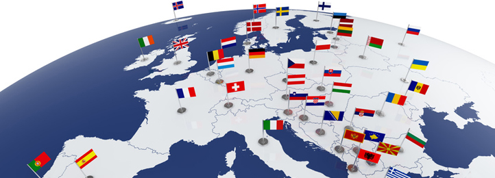 Europakarte mit Länderflaggen