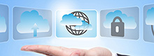 Cloud-Symbole über Hand