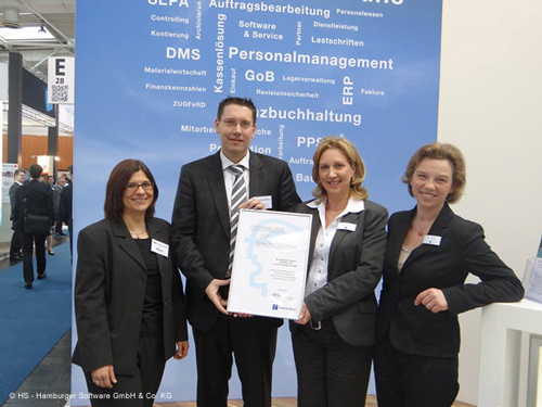 Deutsche Messe AG überreicht HS Urkunde für 20. CeBIT-
Teilnahme