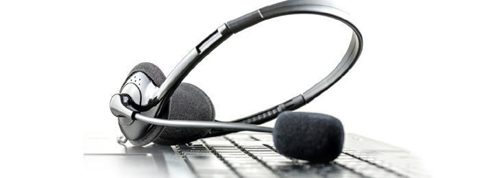 Headset auf Tastatur