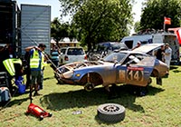 Überprüfung des Rallyeautos