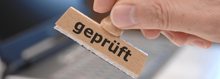 Geprüft Stempel